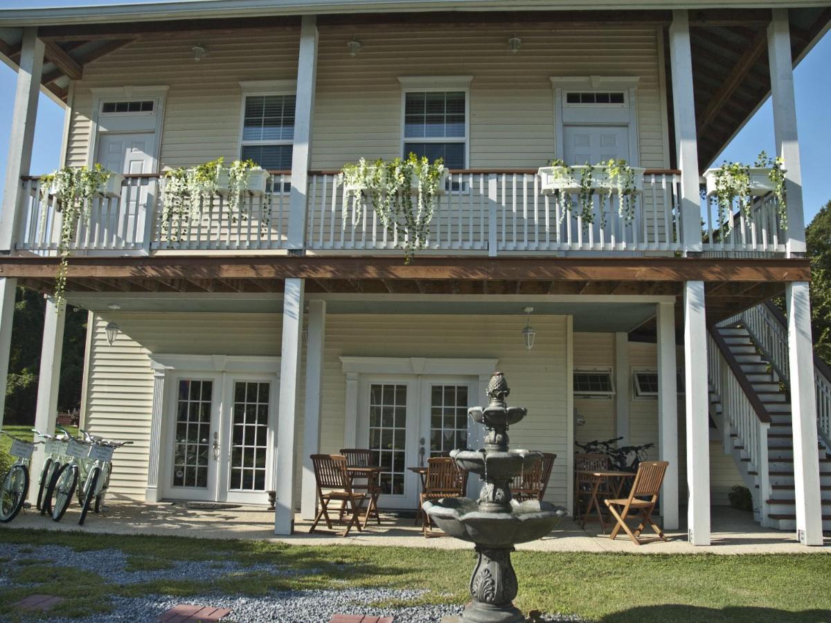 Haven Point Inn Rock Hall Exterior photo